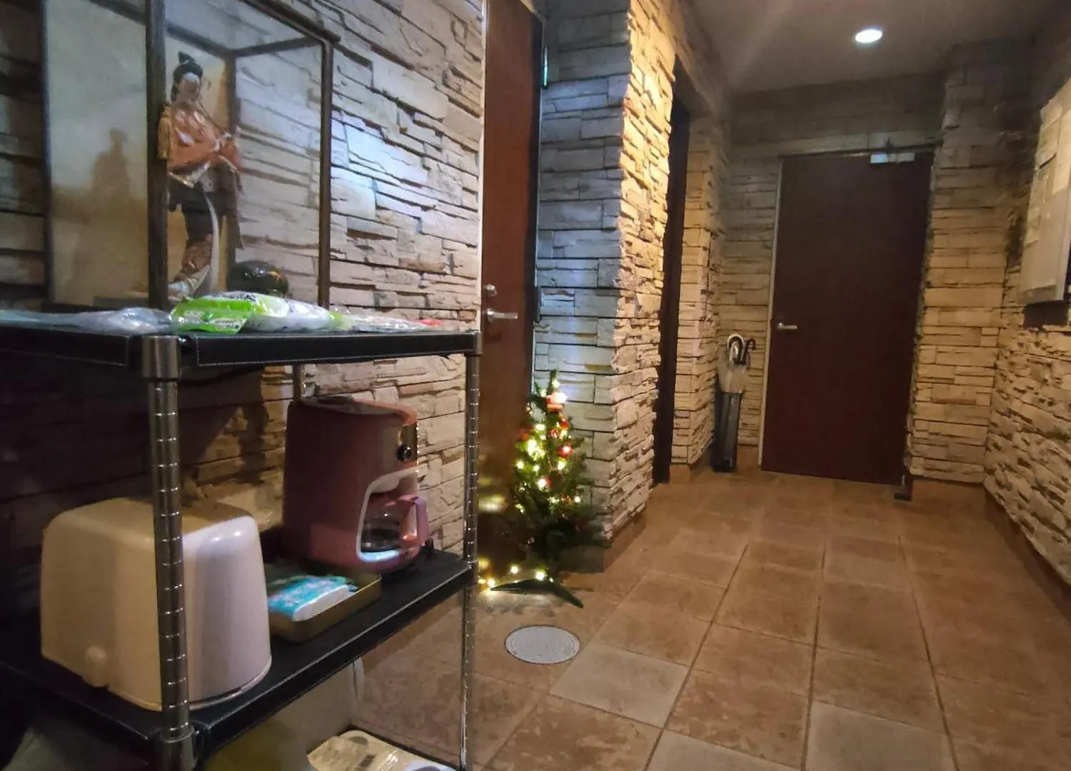Close To Jr Nanba Station/Airport Bus Terminal/1 Room/Floor/Elevator Osaka 0*,